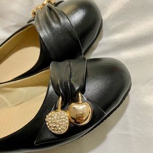 Ballet flats - gold/diamond detail size 10